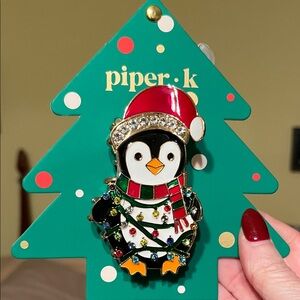 New Piper Festive Penguin Hair Clip with Red Santa Hat Lots of Sparkle